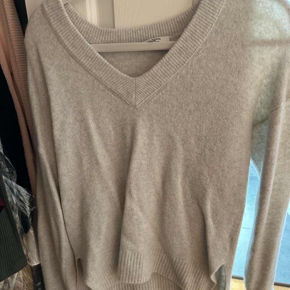 Madewell super soft v neck sweater